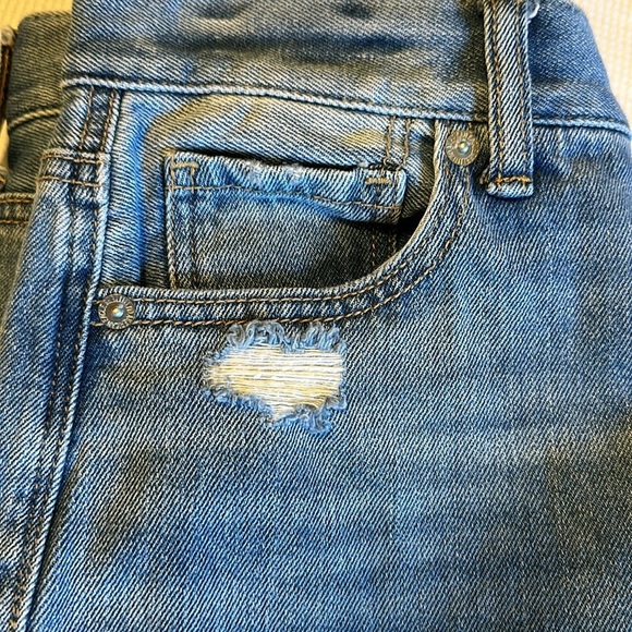 American Eagle Mom Distressed Ripped Jeans size 2 Regular - Picture 13 of 13